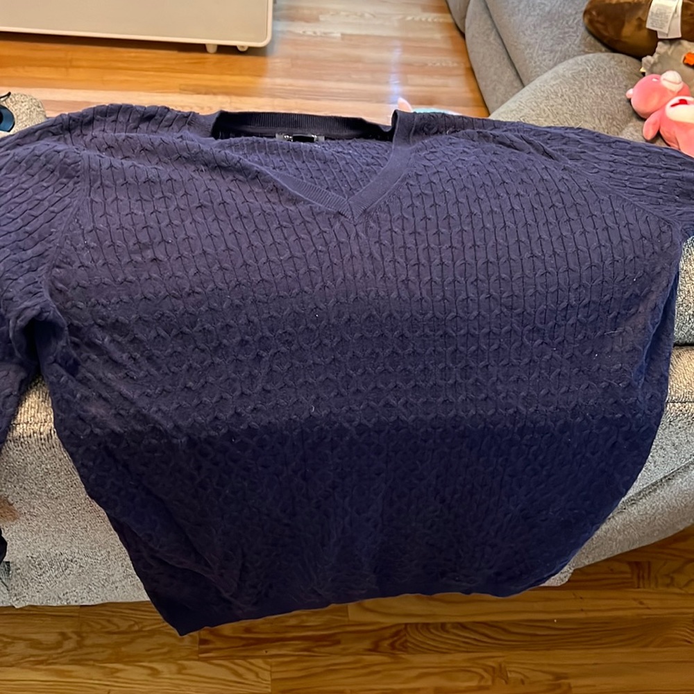 Navy Tommy Hilfiger sweater